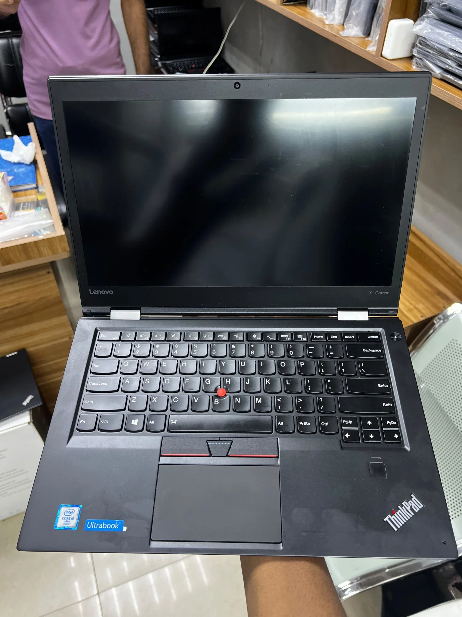 LENOVO THINKPAD X1 CARBON